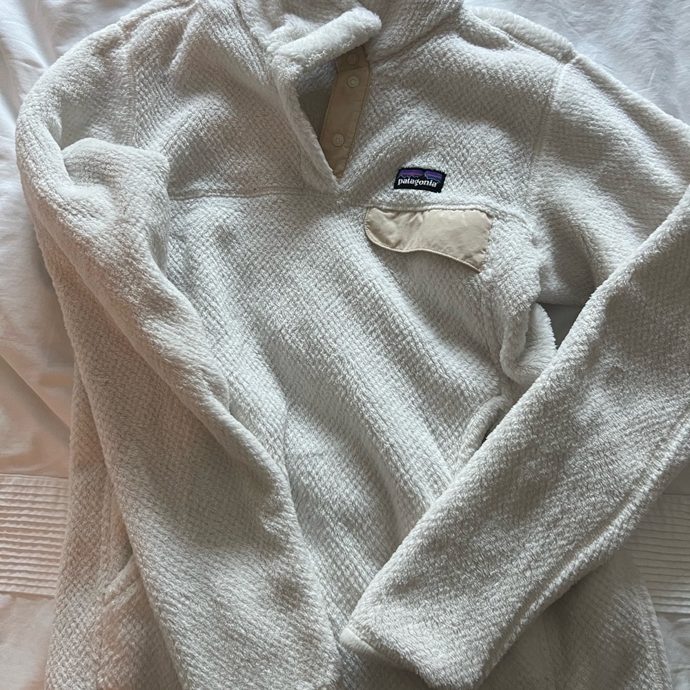 Patagonia Cream Fleece Pullover